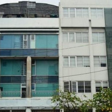 Hotel Mutiara Giacarta Esterno foto